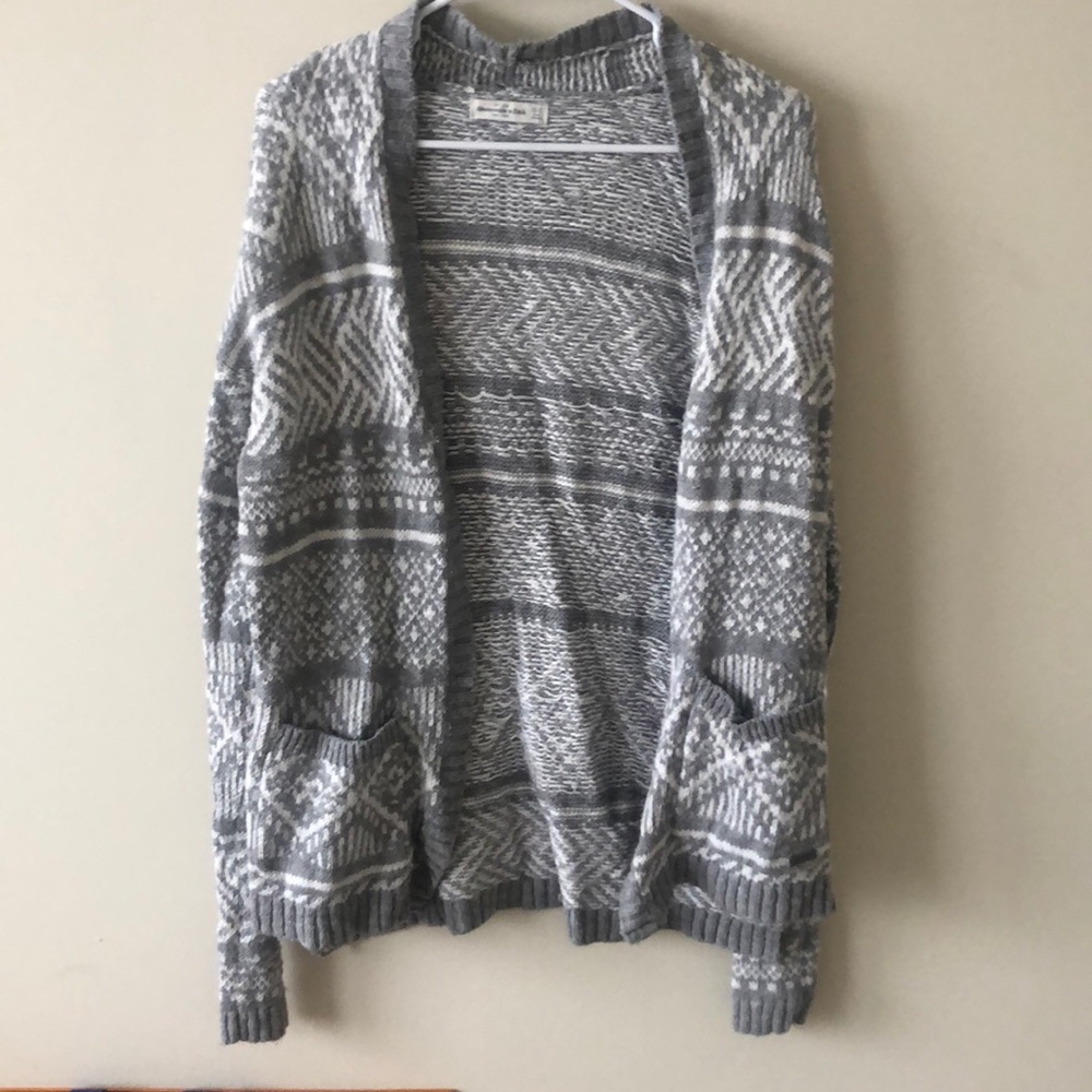 A&F cardigan size xs/s